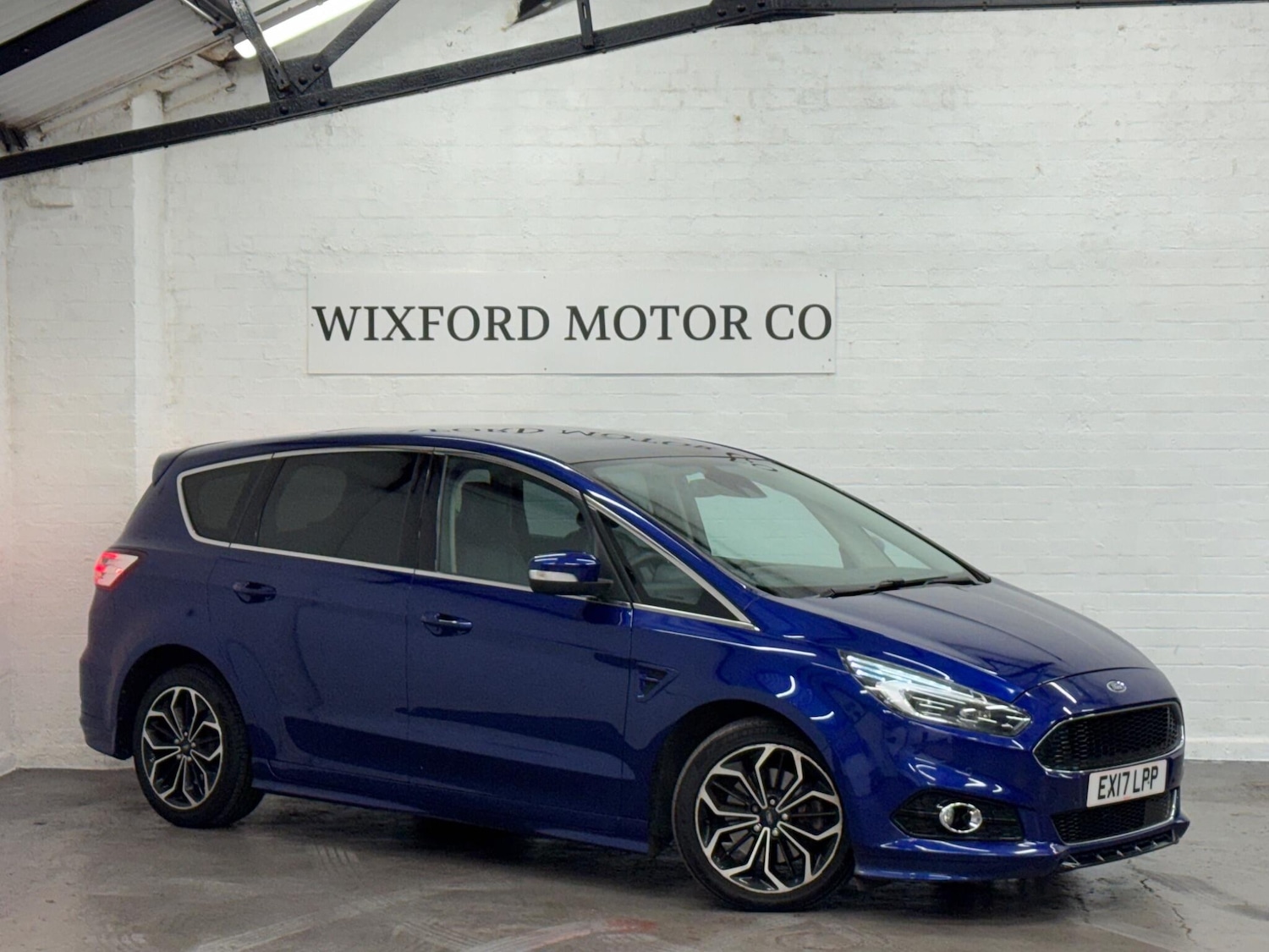 Used Ford S-Max 2017 for sale - 76887222: Photo 1