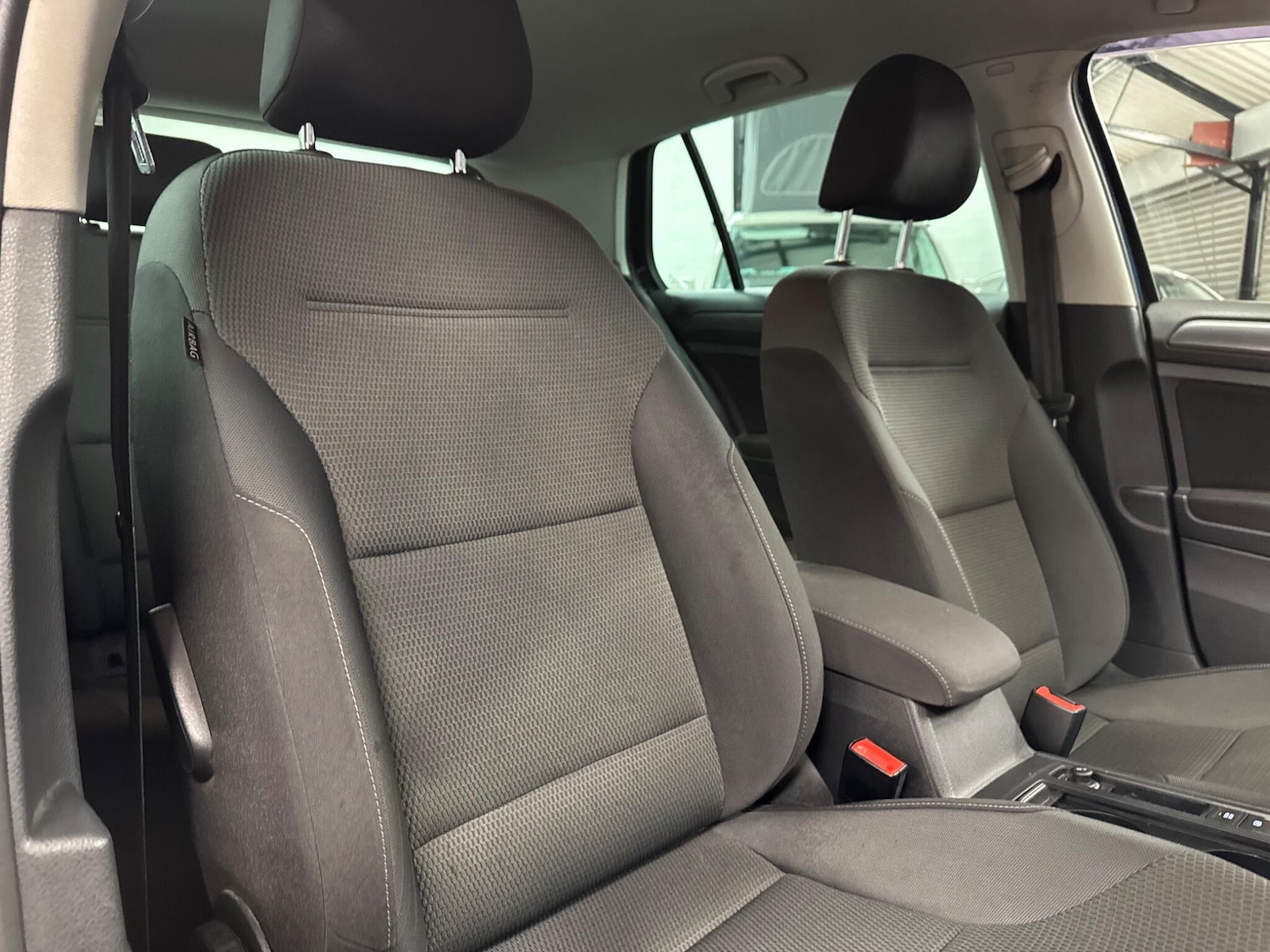 Used Volkswagen Golf 2019 for sale - 76607710: Photo 14