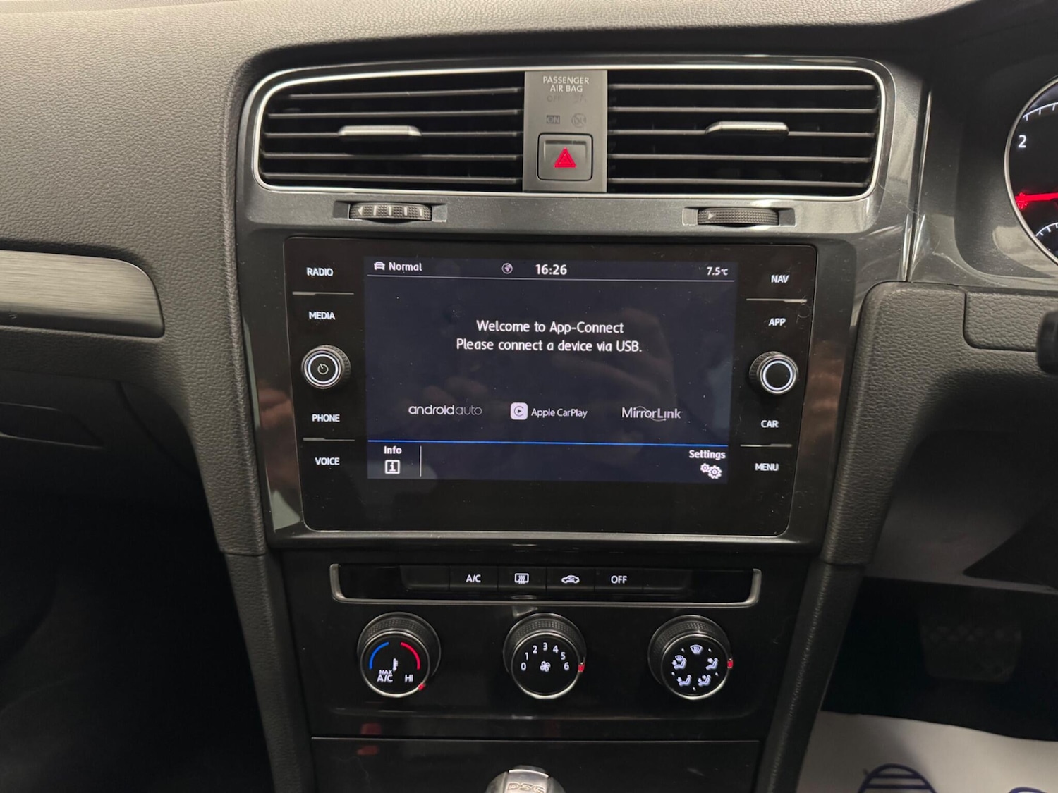 Used Volkswagen Golf 2019 for sale - 76607710: Photo 22