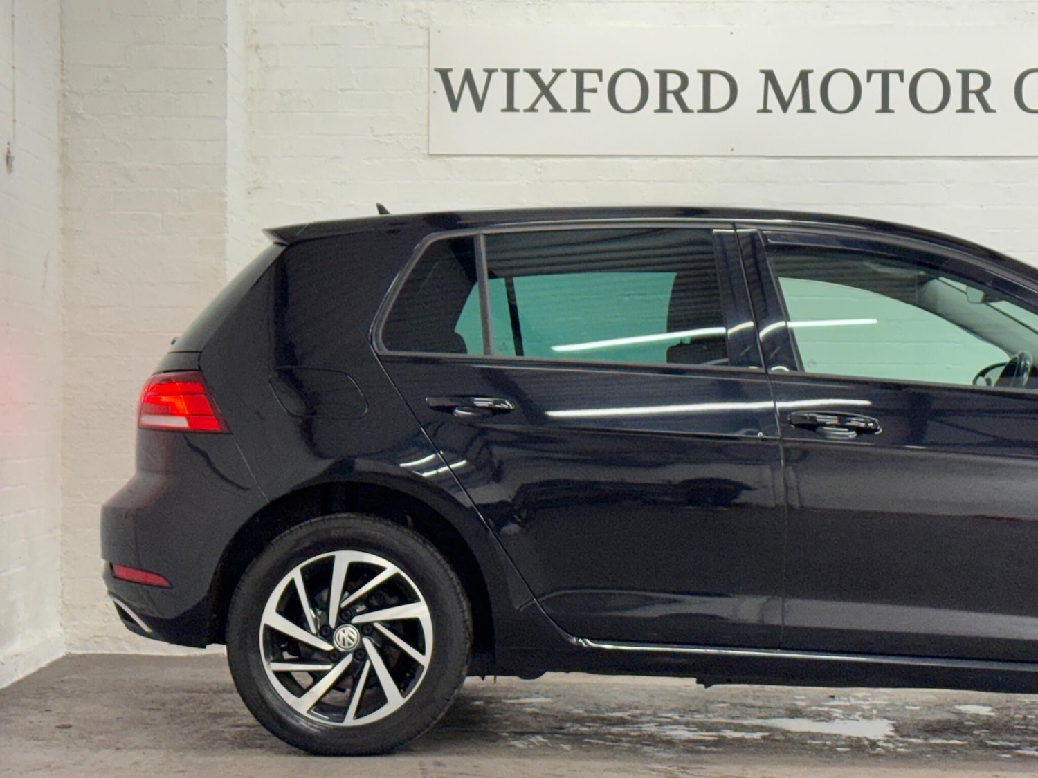 Used Volkswagen Golf 2019 for sale - 76607710: Photo 35