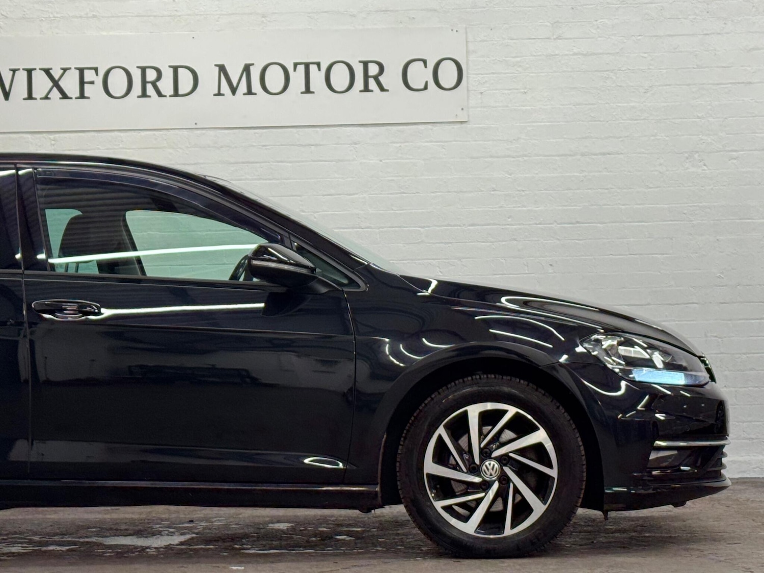 Used Volkswagen Golf 2019 for sale - 76607710: Photo 36