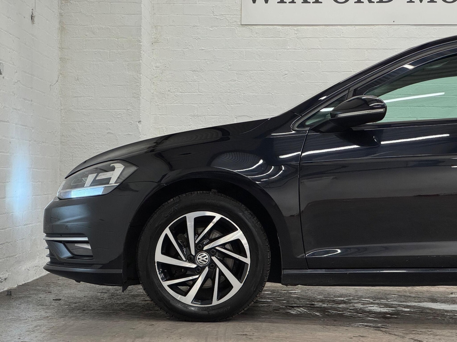Used Volkswagen Golf 2019 for sale - 76607710: Photo 37