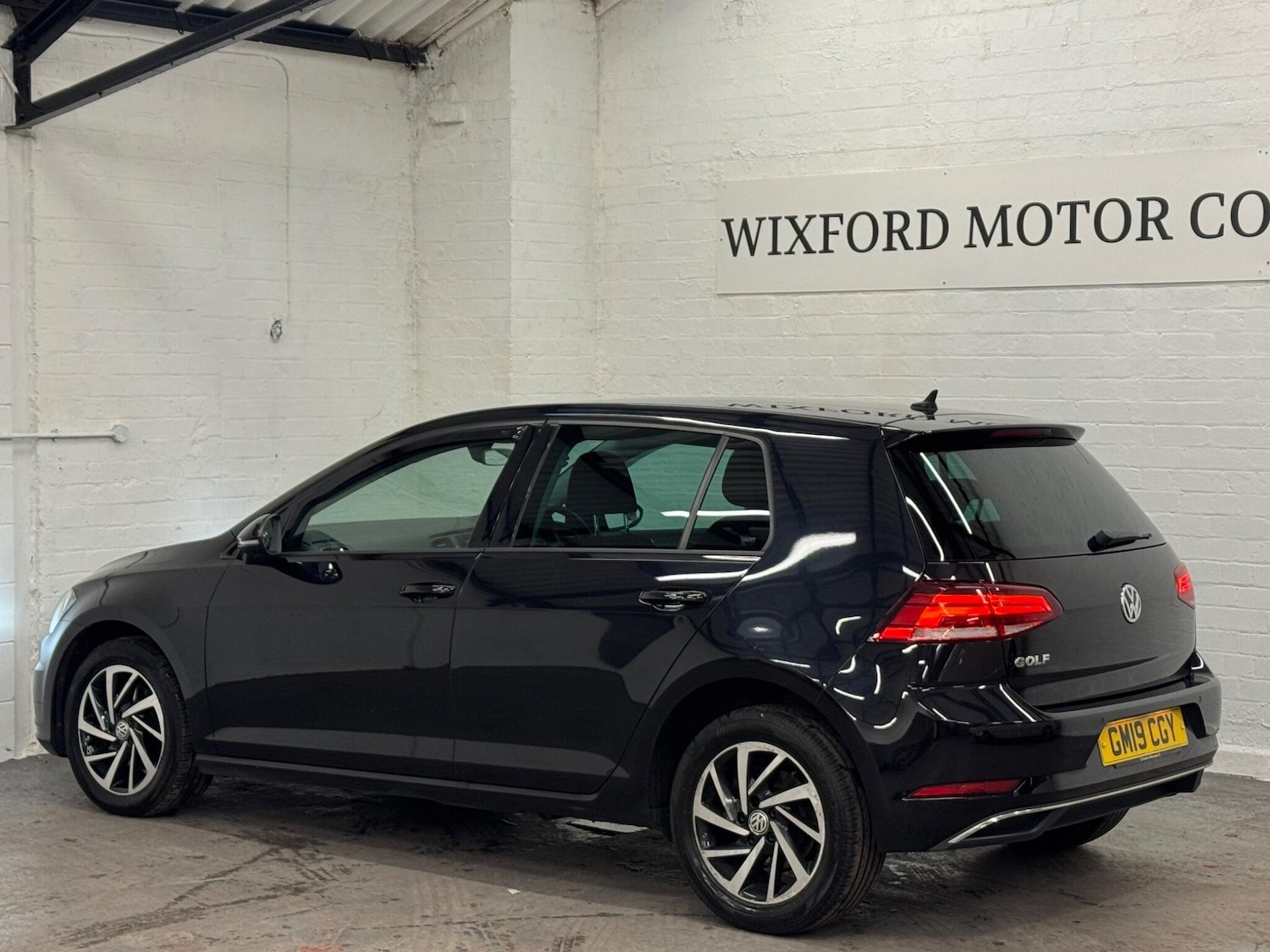 Used Volkswagen Golf 2019 for sale - 76607710: Photo 7