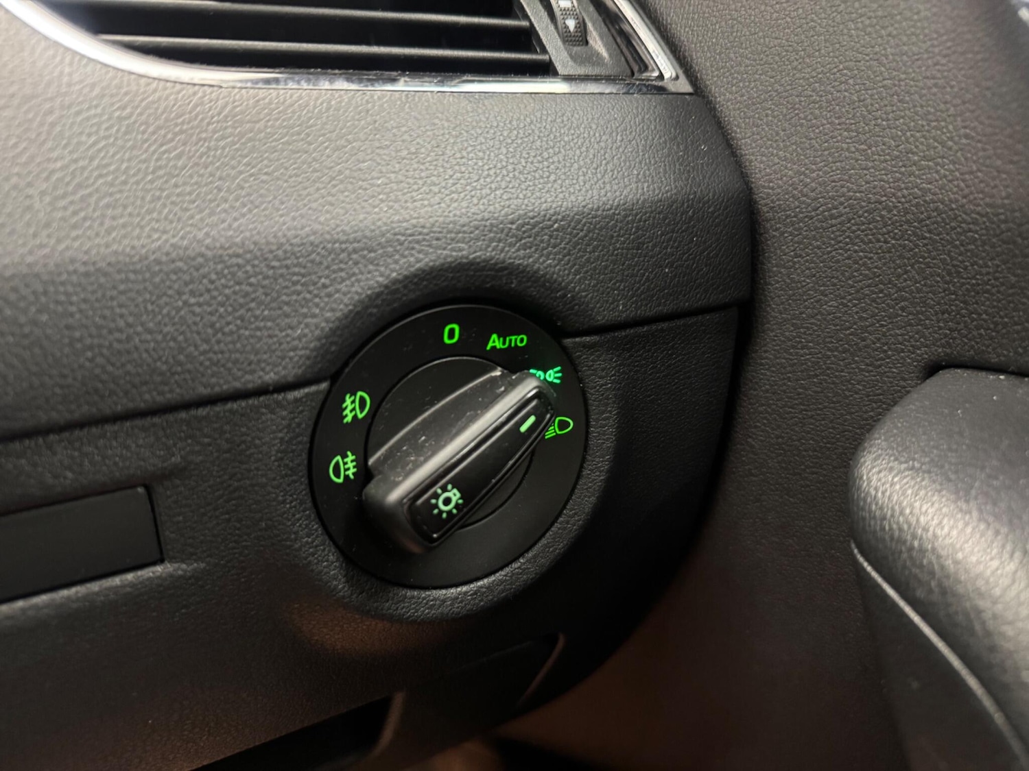 Used Skoda Octavia for sale - 76476640: Photo 25