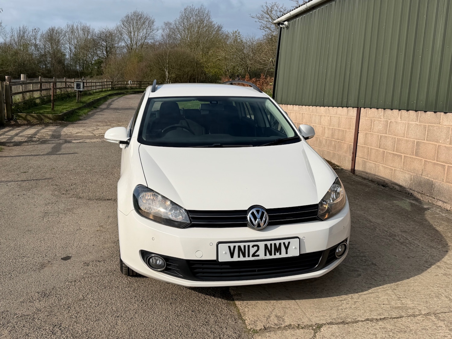 Used Volkswagen Golf 2012 for sale - 77897854: Photo 2