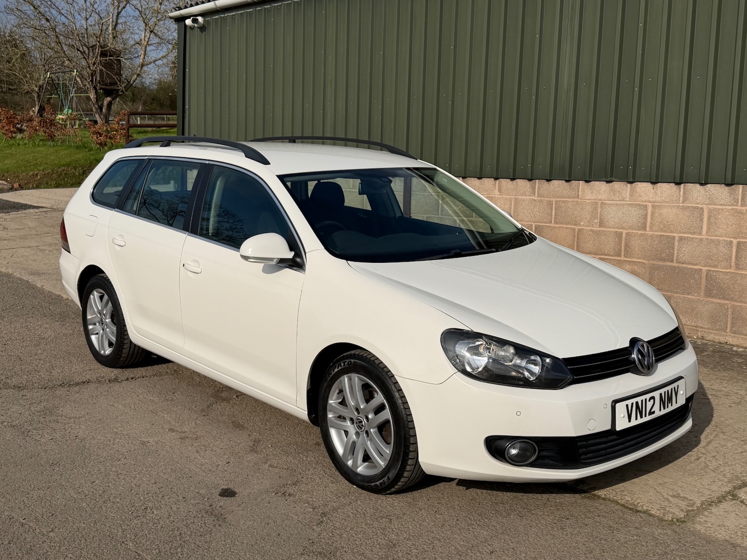 Used Volkswagen Golf 2012 for sale - 77897854: Photo 3