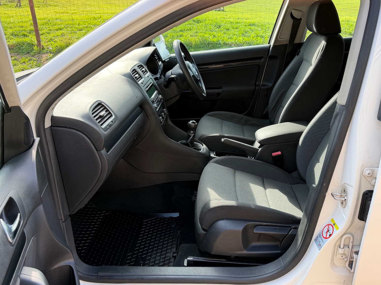 Used Volkswagen Golf 2012 for sale - 77897854: Photo 9