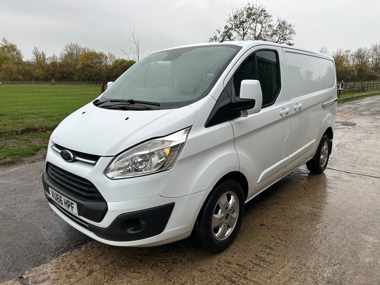 Used Ford Transit Custom 2016 for sale - 76407247: Photo 1