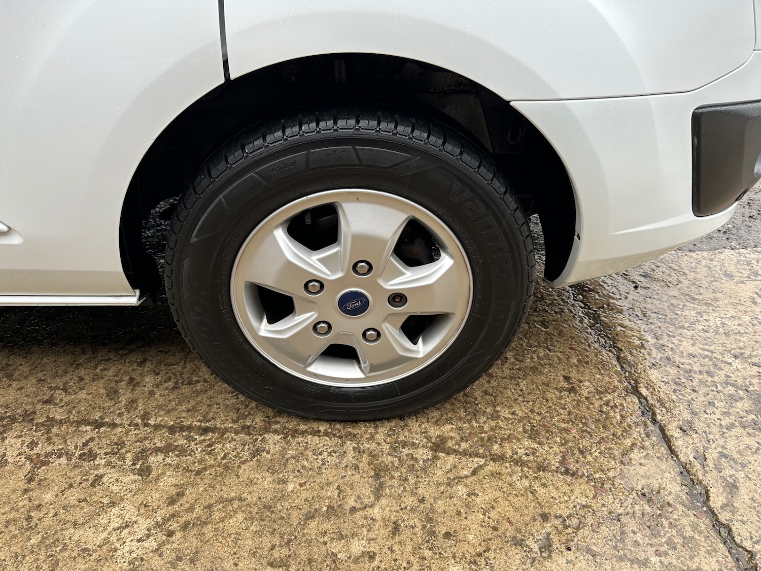 Used Ford Transit Custom 2016 for sale - 76407247: Photo 17