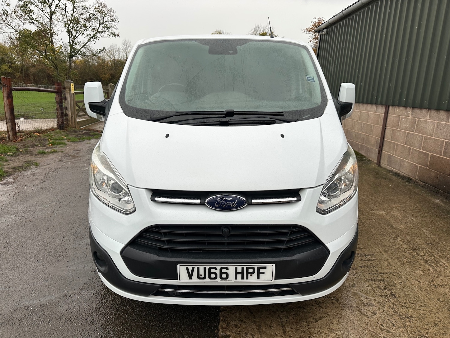 Used Ford Transit Custom 2016 for sale - 76407247: Photo 2
