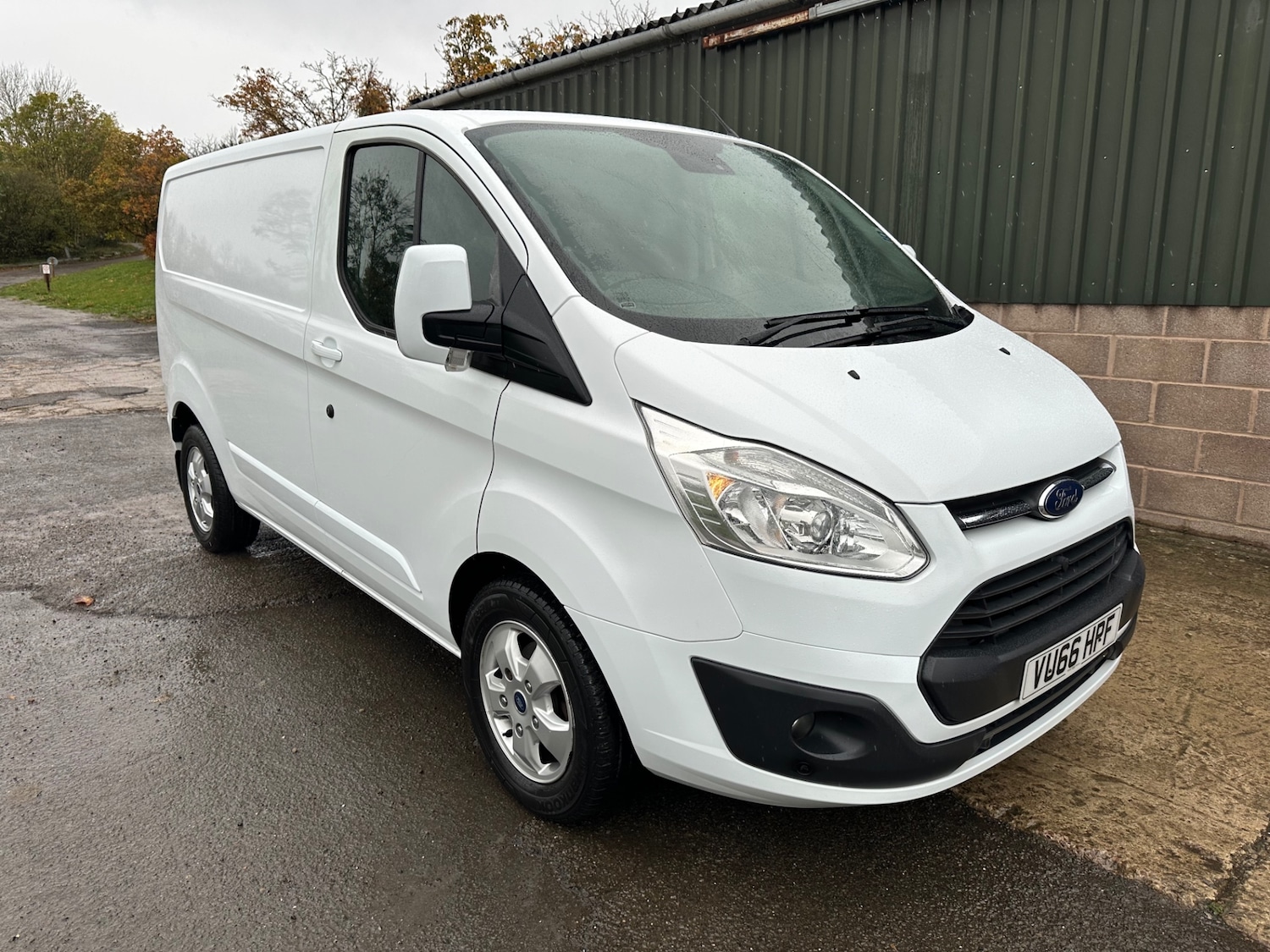 Used Ford Transit Custom 2016 for sale - 76407247: Photo 3