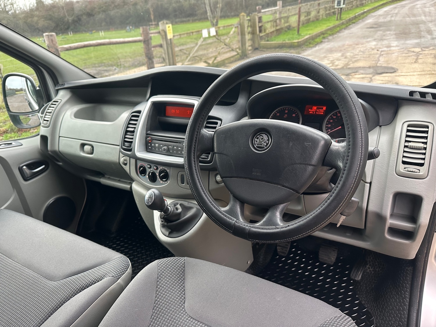 Used Vauxhall Vivaro 2014 for sale - 77164796: Photo 10