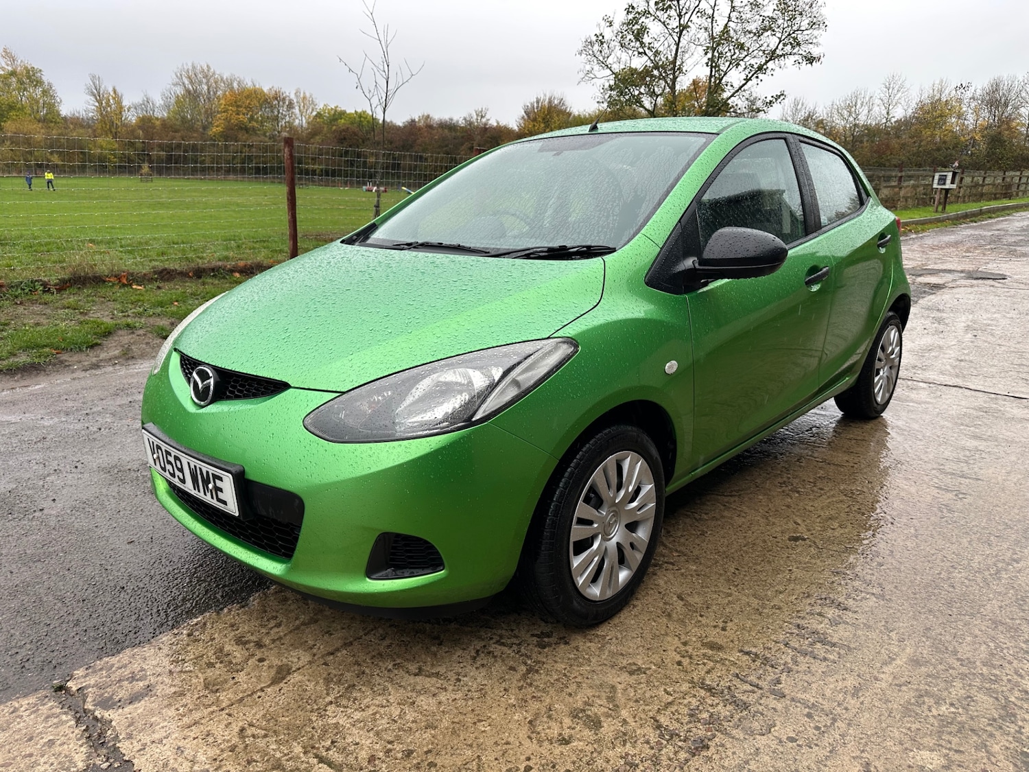 Used Mazda Mazda2 2009 for sale - 76403389: Photo 1
