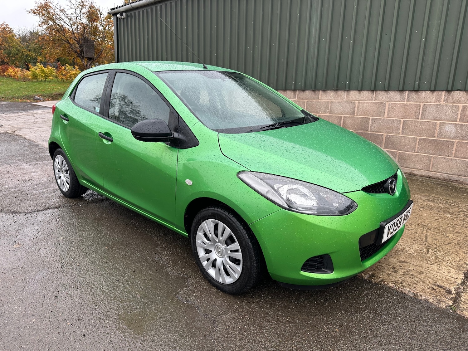 Used Mazda Mazda2 2009 for sale - 76403389: Photo 3