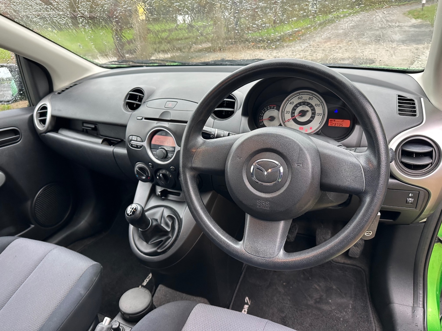 Used Mazda Mazda2 2009 for sale - 76403389: Photo 8