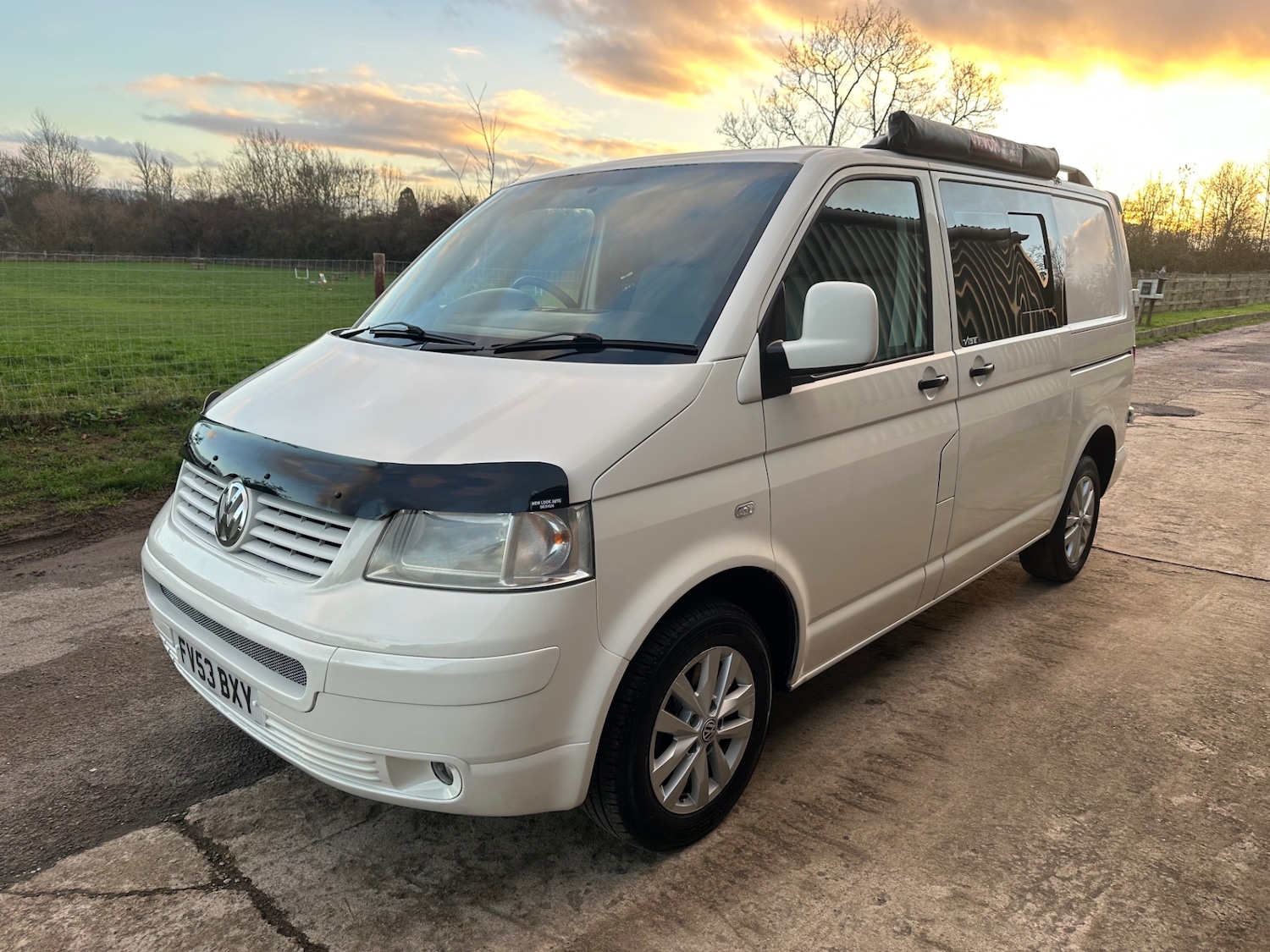 Used Volkswagen Transporter 2003 for sale - 77008490: Photo 1