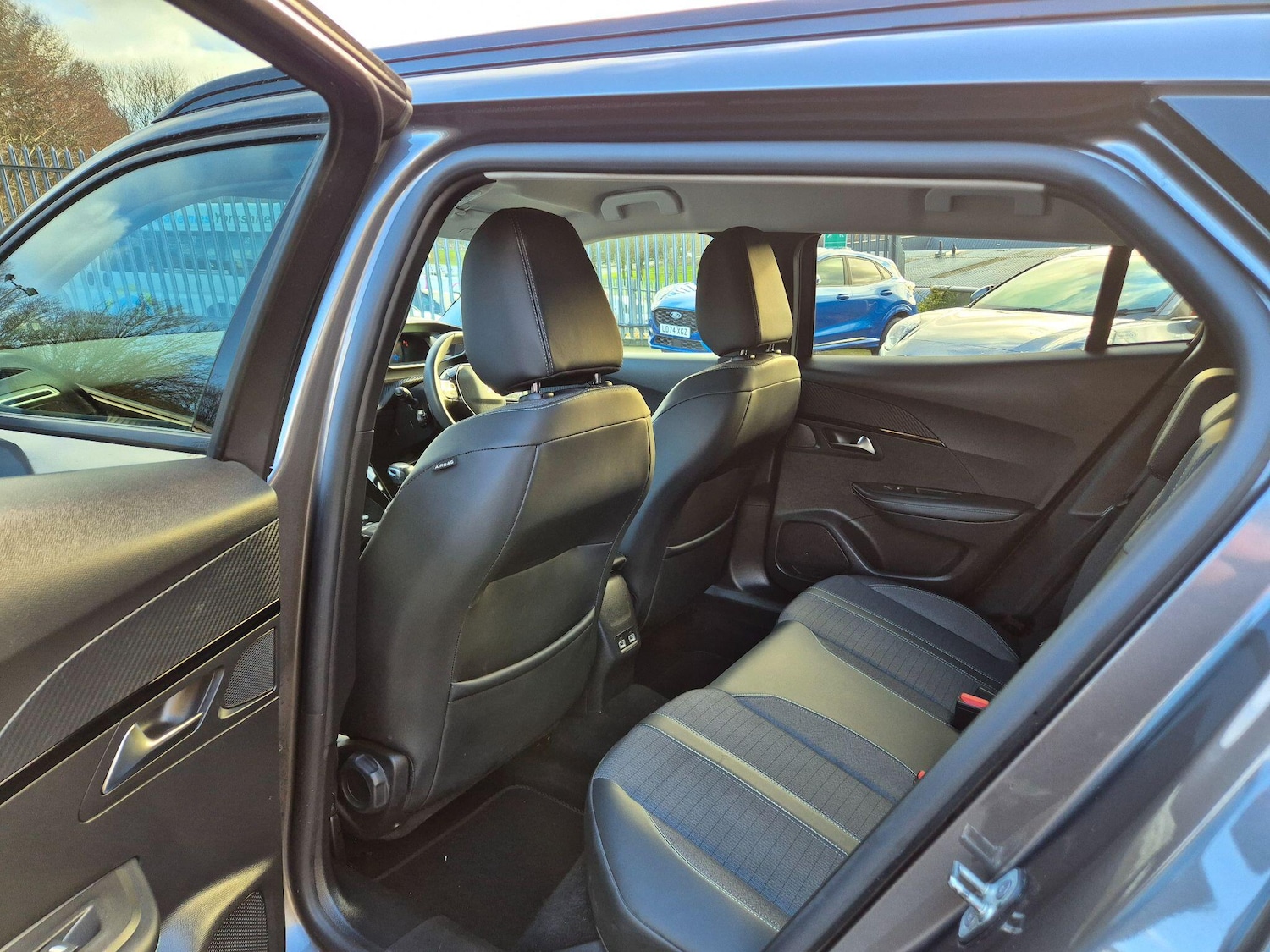 Used Peugeot 2008 2021 for sale - 77074278: Photo 11