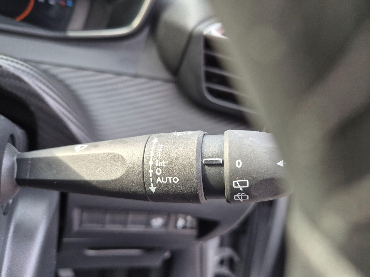 Used Peugeot 2008 2024 for sale - 77598221: Photo 20