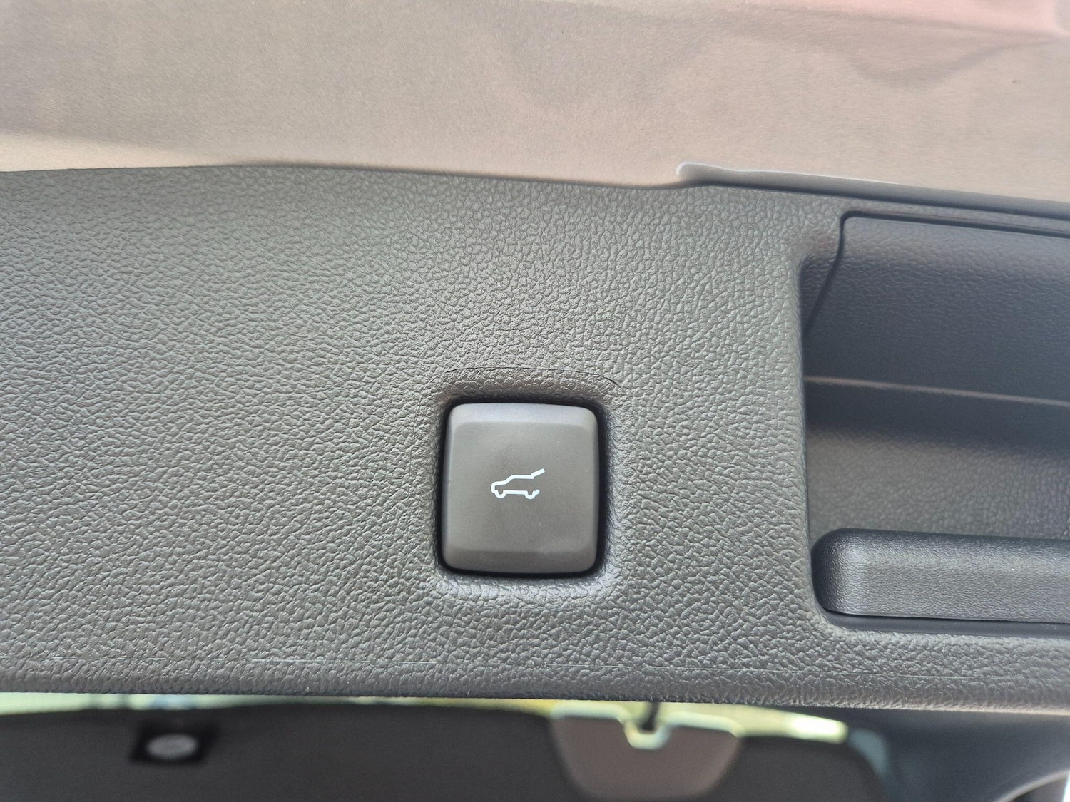 Used Ford Kuga 2025 for sale - 77120220: Photo 12
