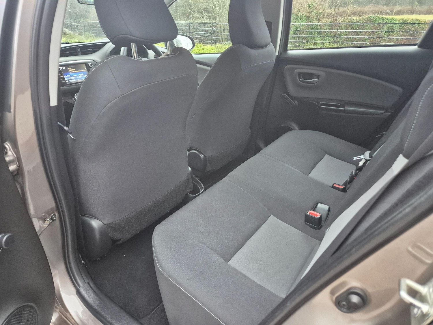 Used Toyota Yaris for sale - 77441045: Photo 17