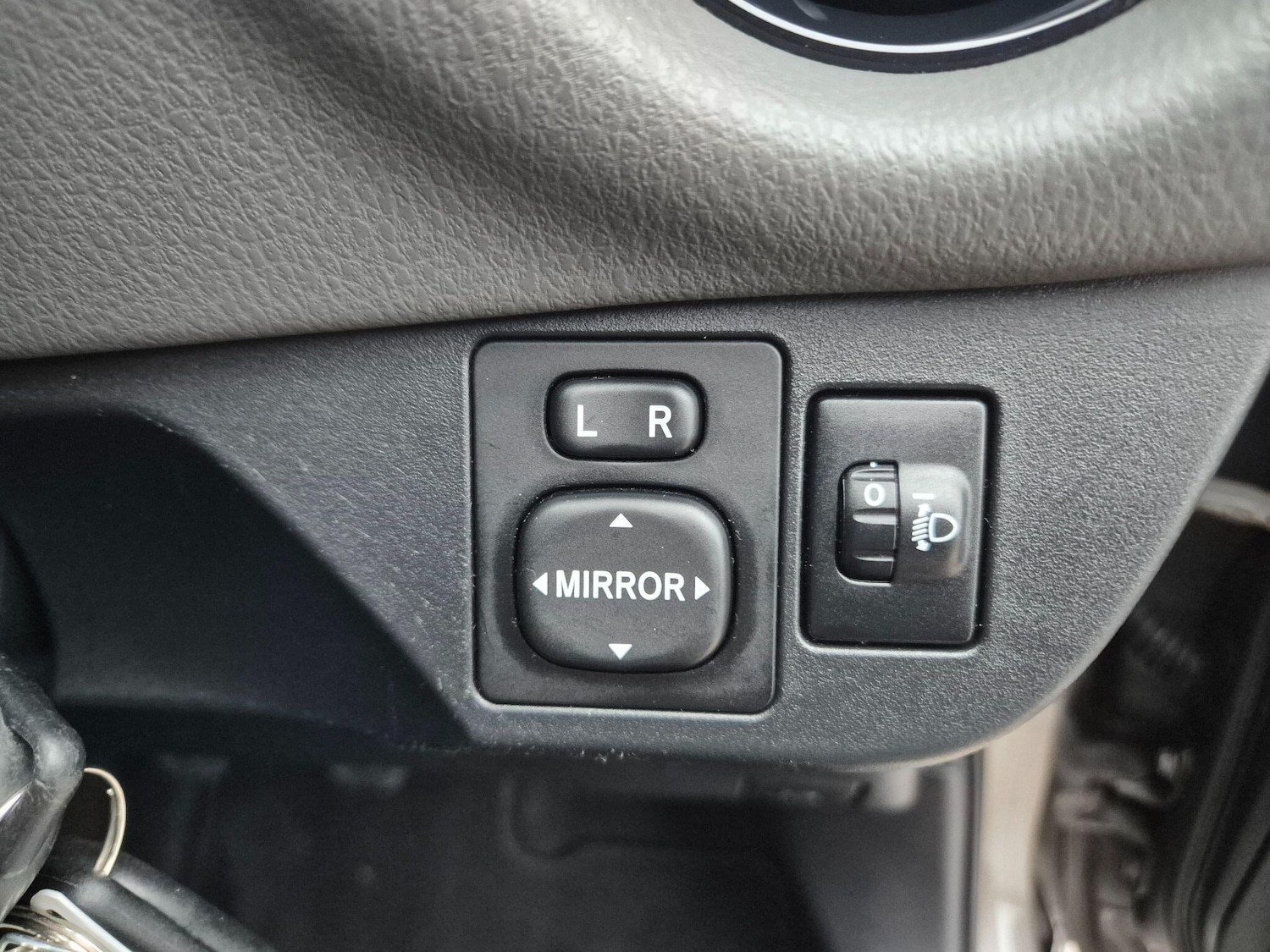 Used Toyota Yaris for sale - 77441045: Photo 21