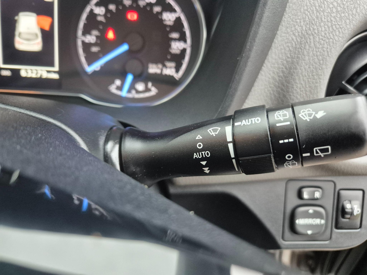 Used Toyota Yaris for sale - 77441045: Photo 25