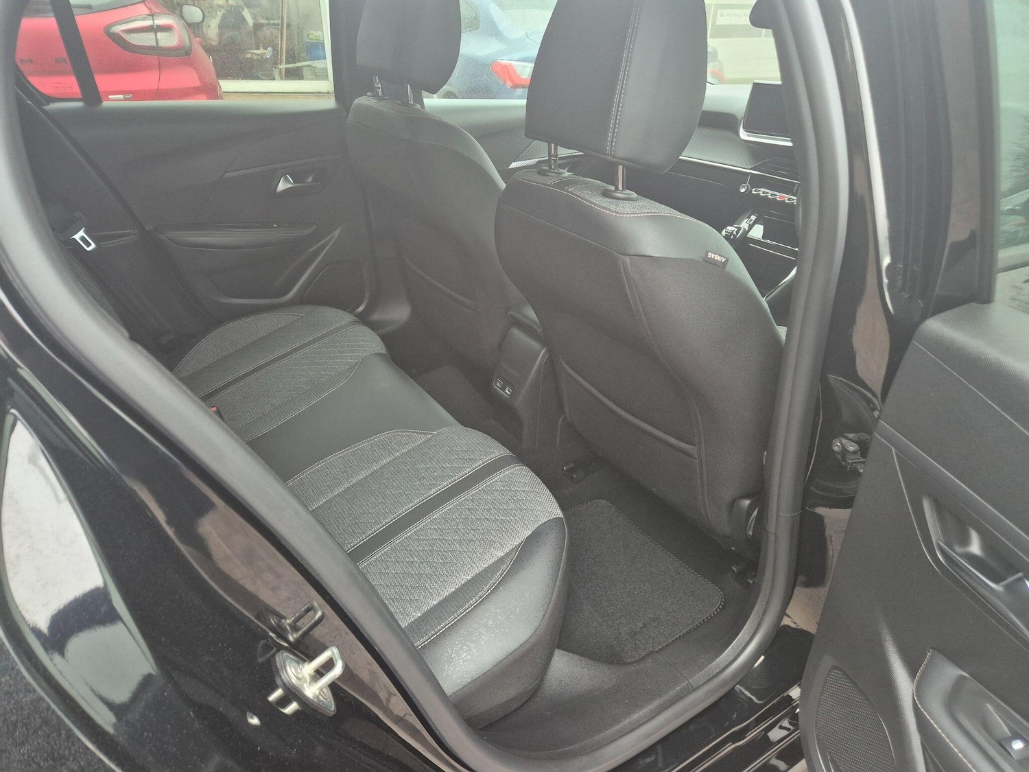 Used Peugeot 208 2024 for sale - 77386619: Photo 17