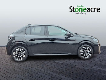 Used Peugeot 208 2024 for sale - 77386619: Photo