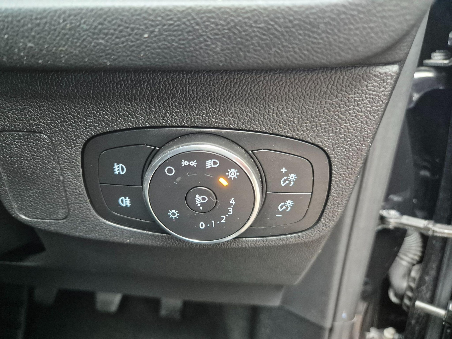 Used Ford Focus 2023 for sale - 76743596: Photo 14