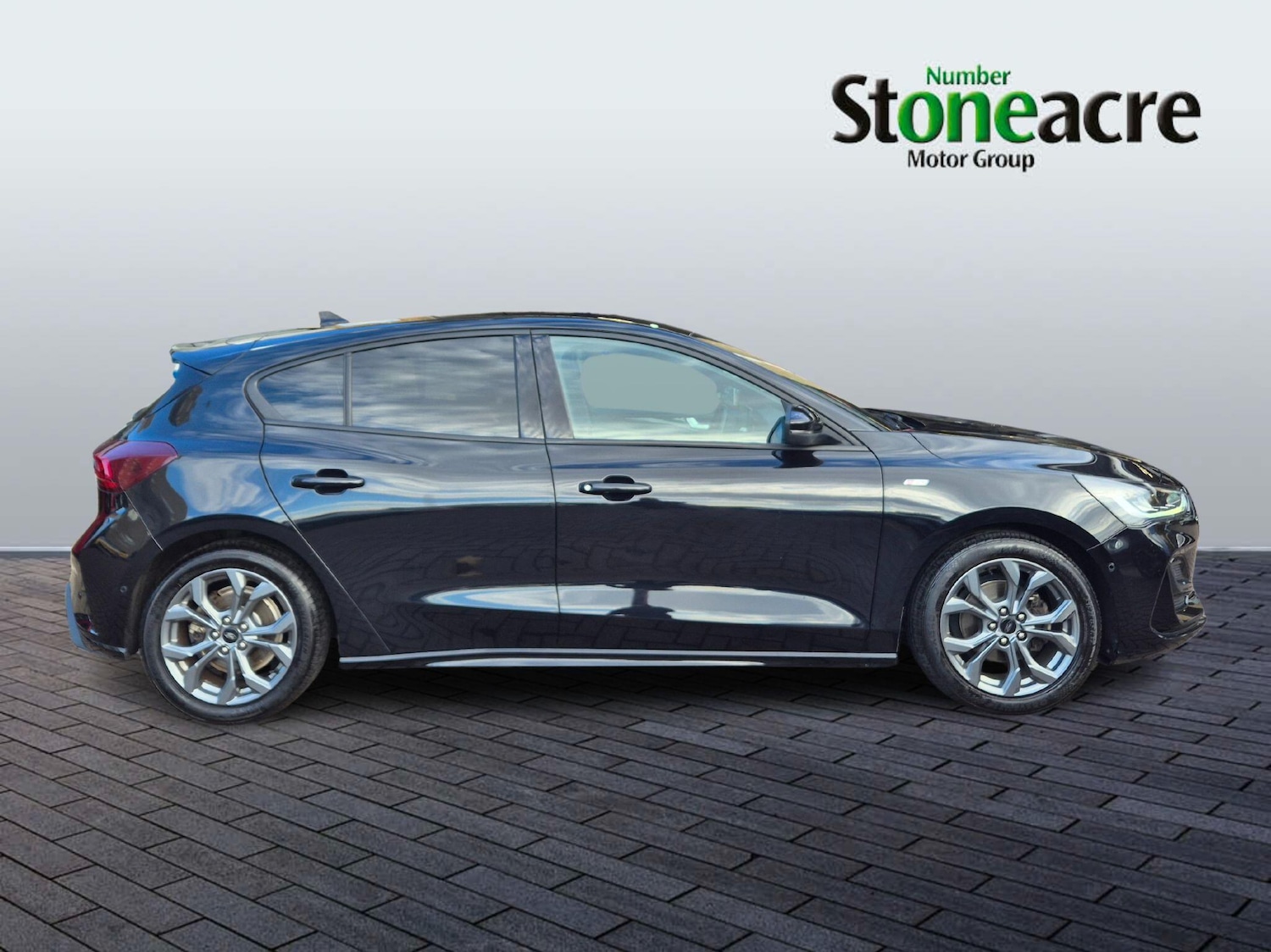 Used Ford Focus 2023 for sale - 76743596: Photo 2