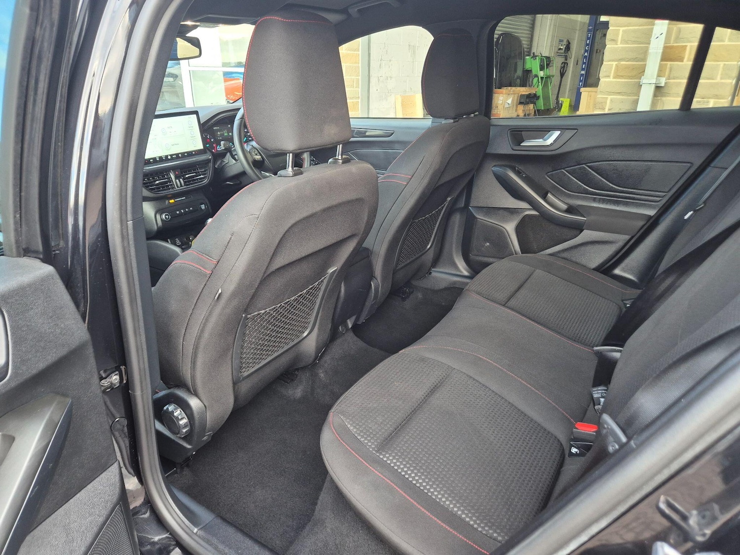 Used Ford Focus 2023 for sale - 76743596: Photo 24