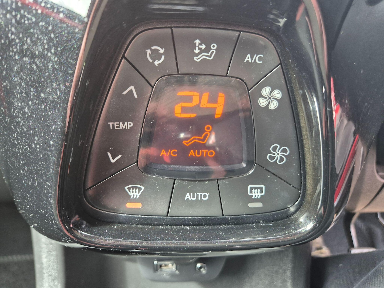 Used Toyota AYGO 2018 for sale - 78185190: Photo 25