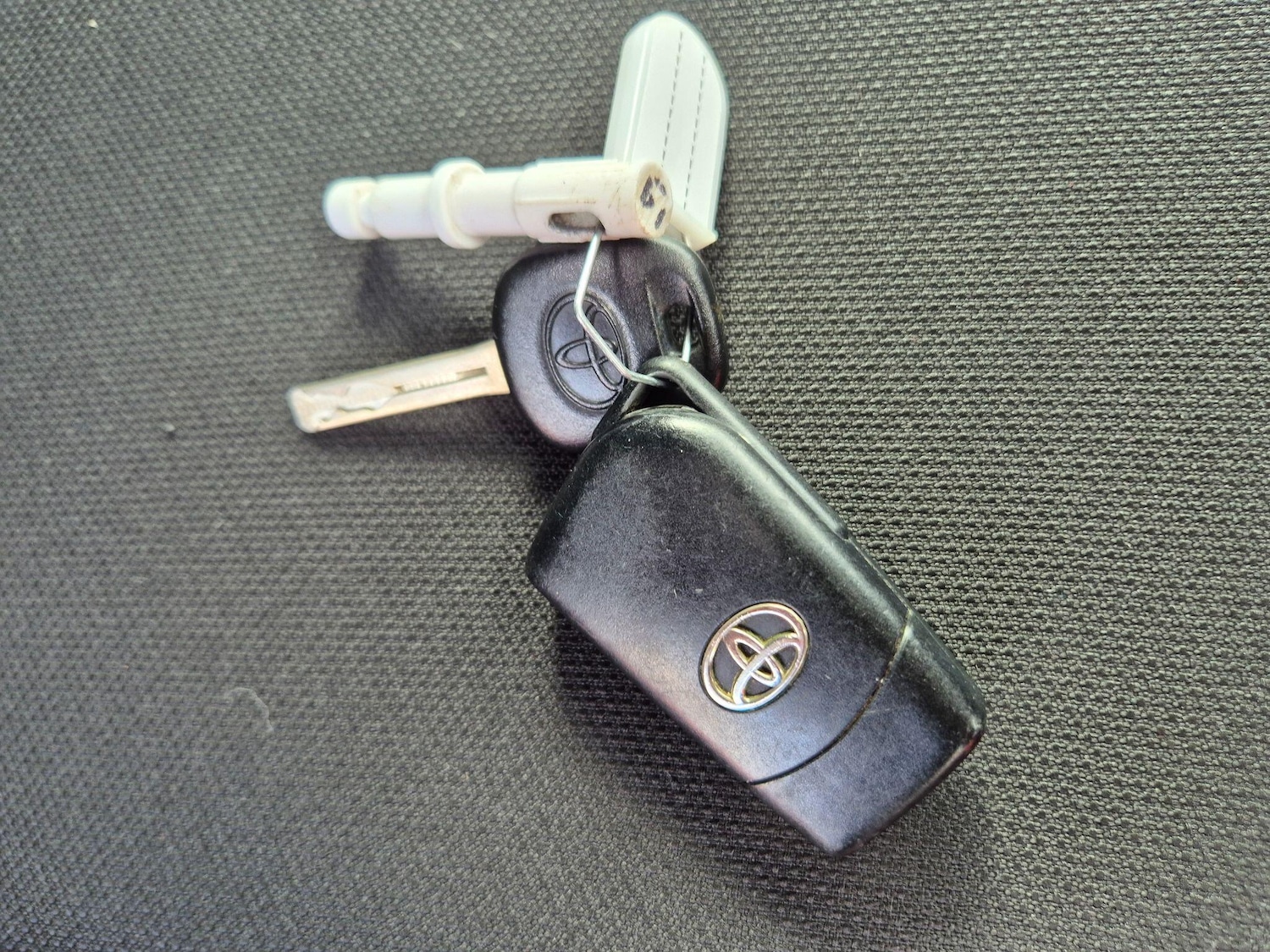 Used Toyota AYGO 2018 for sale - 78185190: Photo 27