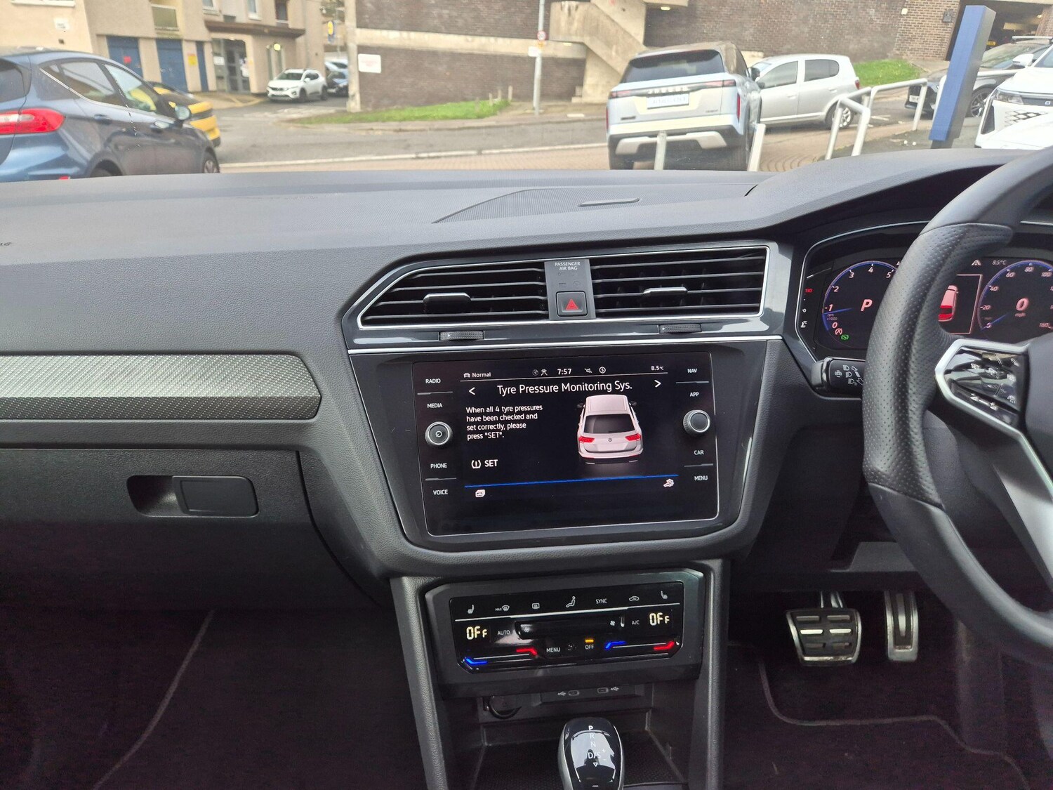 Used Volkswagen Tiguan for sale - 78099998: Photo 17