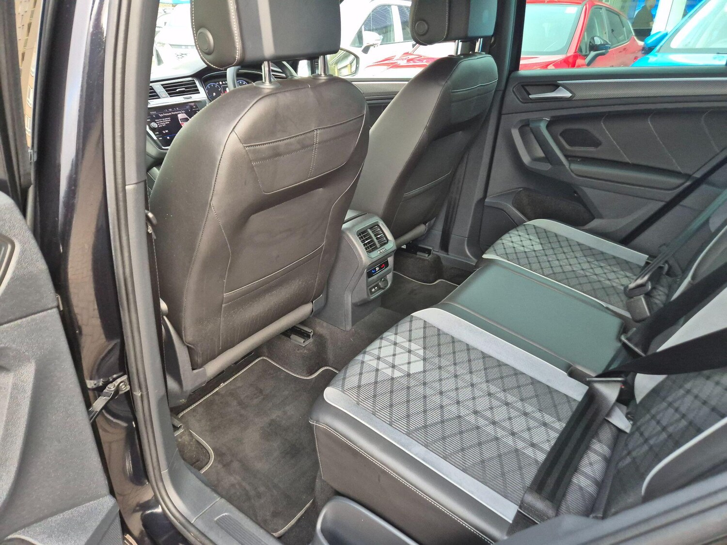 Used Volkswagen Tiguan for sale - 78099998: Photo 18