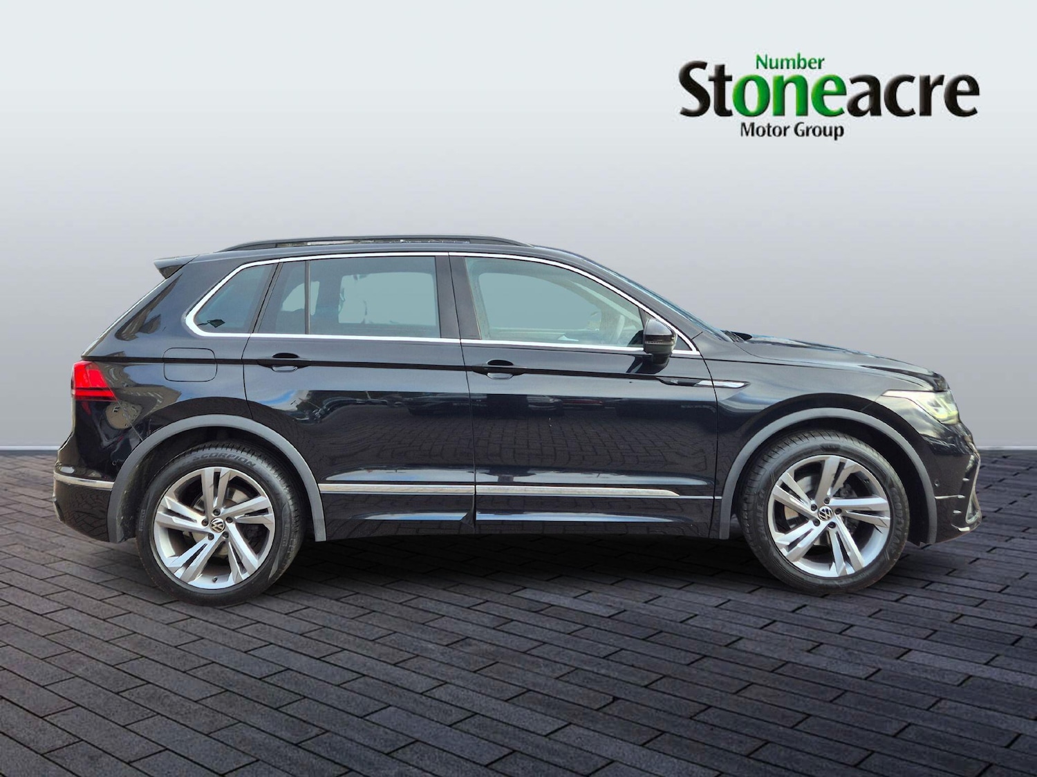 Used Volkswagen Tiguan for sale - 78099998: Photo 2