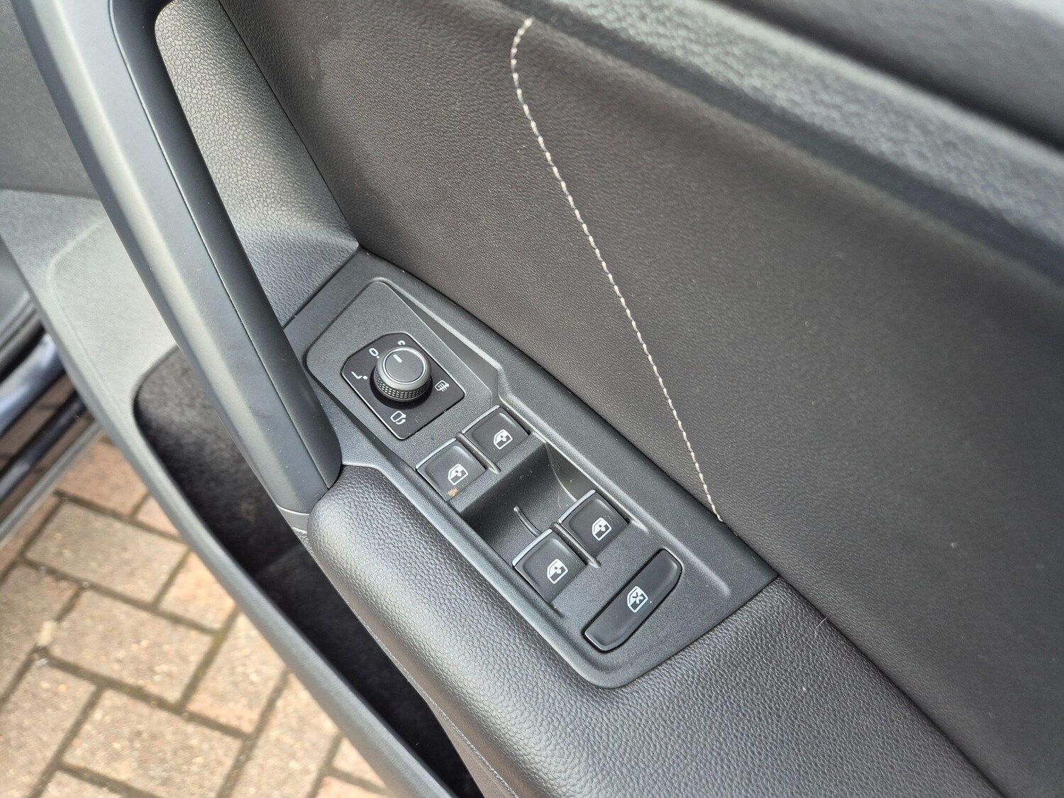 Used Volkswagen Tiguan for sale - 78099998: Photo 21