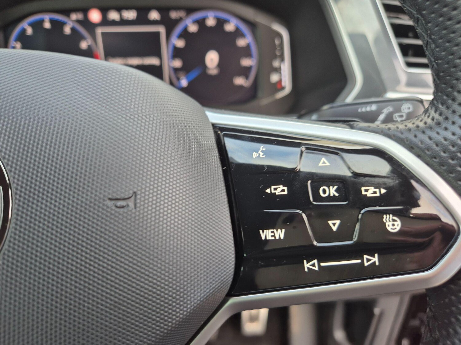 Used Volkswagen Tiguan for sale - 78099998: Photo 9