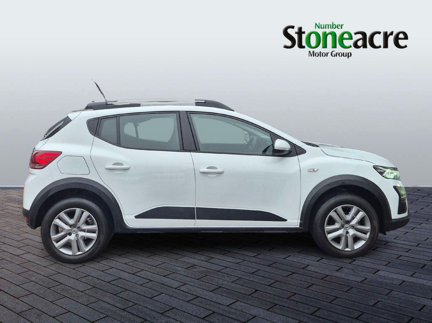 Used Dacia Sandero for sale - 77304978: Photo 2