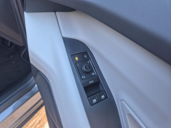 Used Ford Explorer 2024 for sale - 75012977: Photo 12