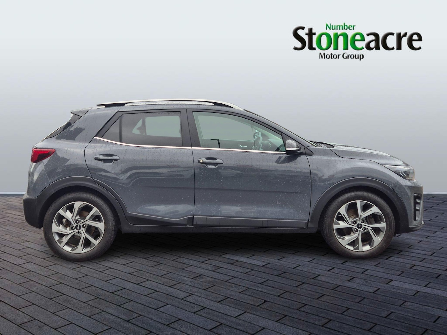 Used Kia Stonic 2022 for sale - 77304880: Photo 2