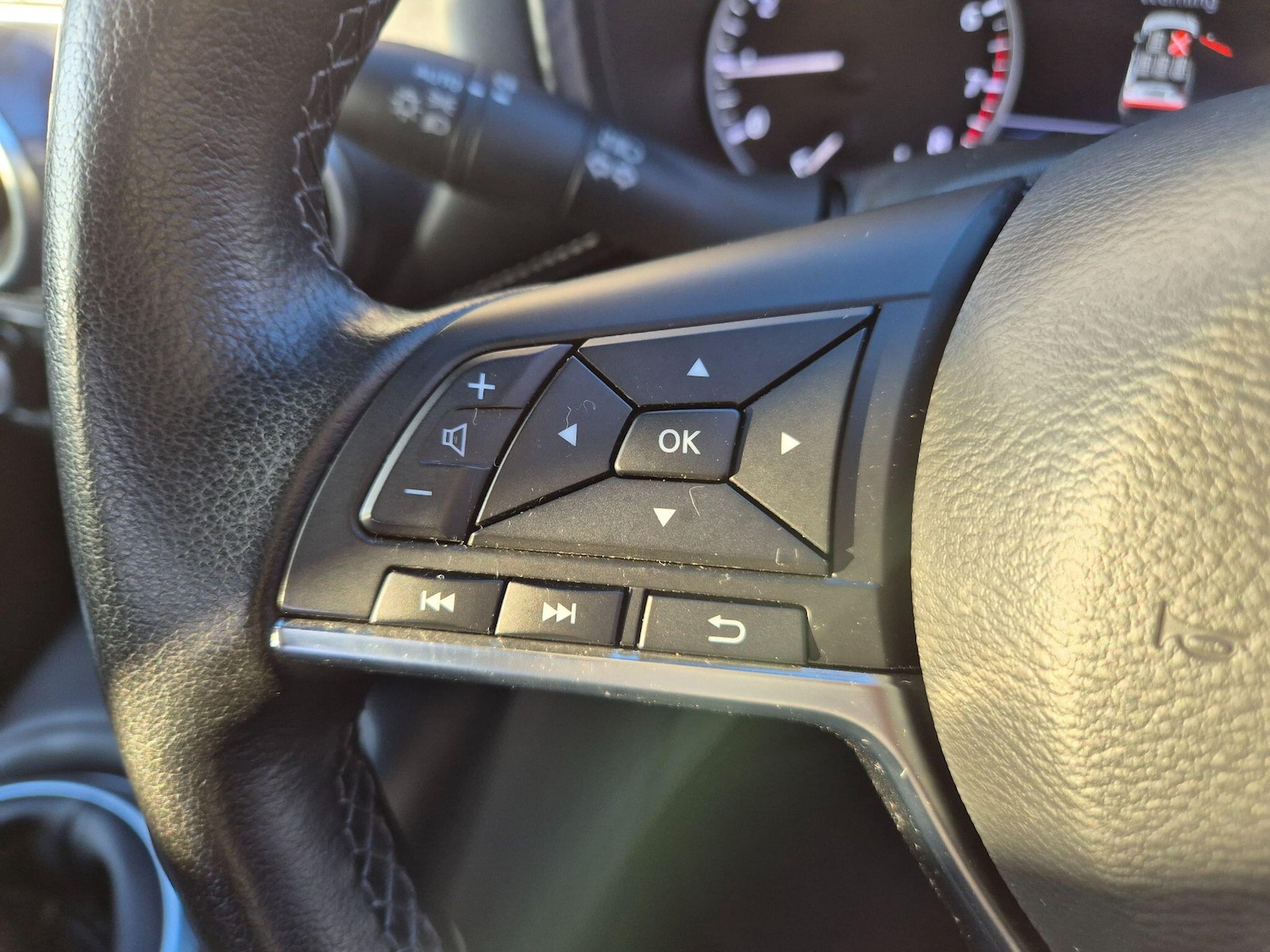 Used Nissan Juke 2023 for sale - 76781195: Photo 17