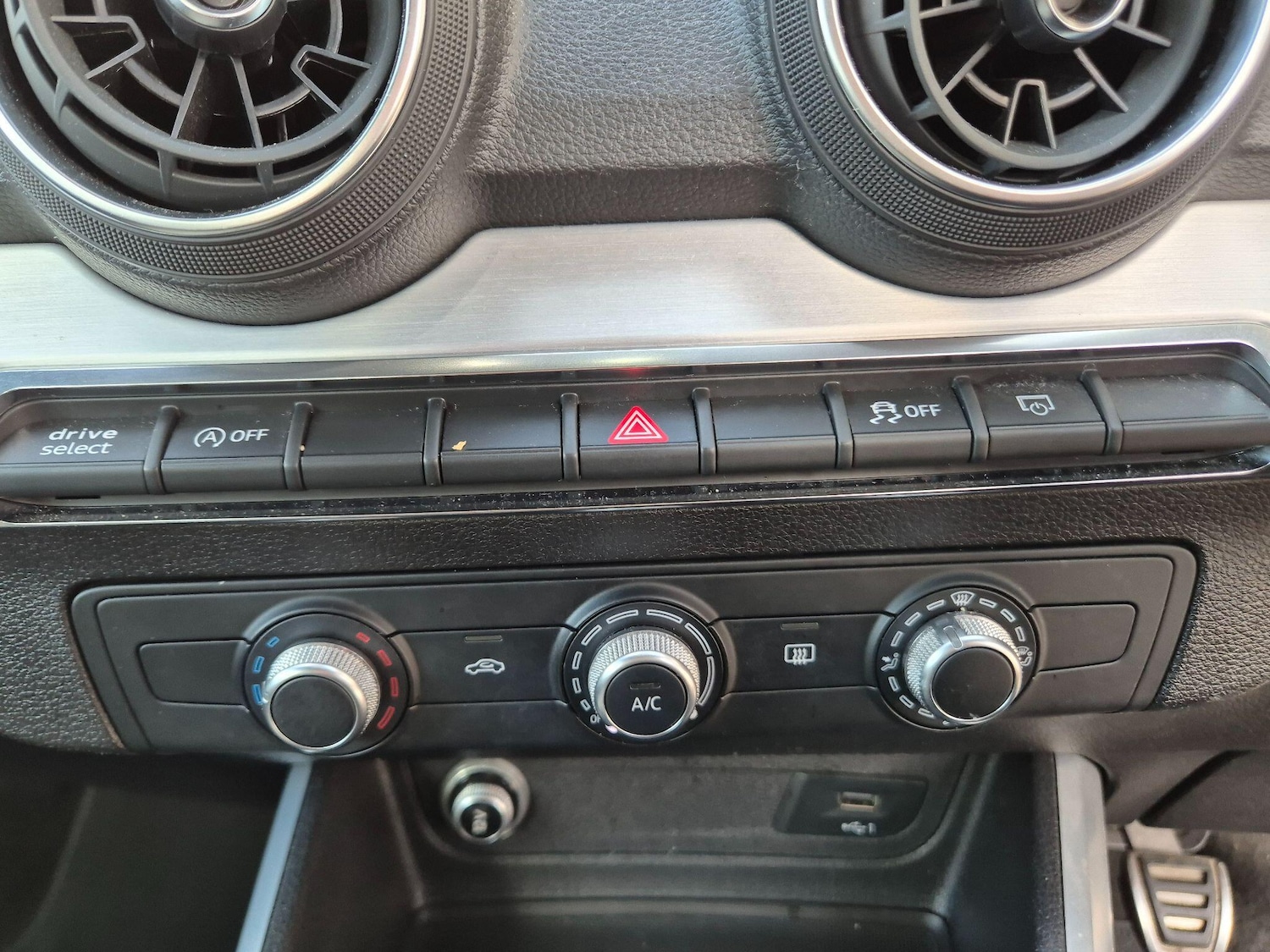 Used Audi Q2 for sale - 77737663: Photo 18