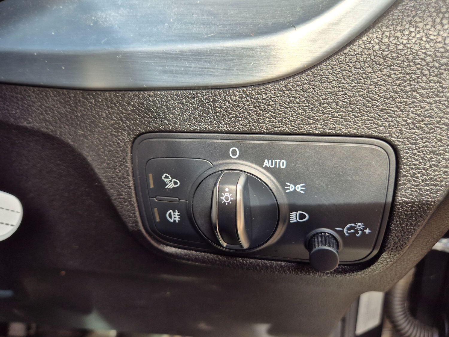 Used Audi Q2 for sale - 77737663: Photo 32