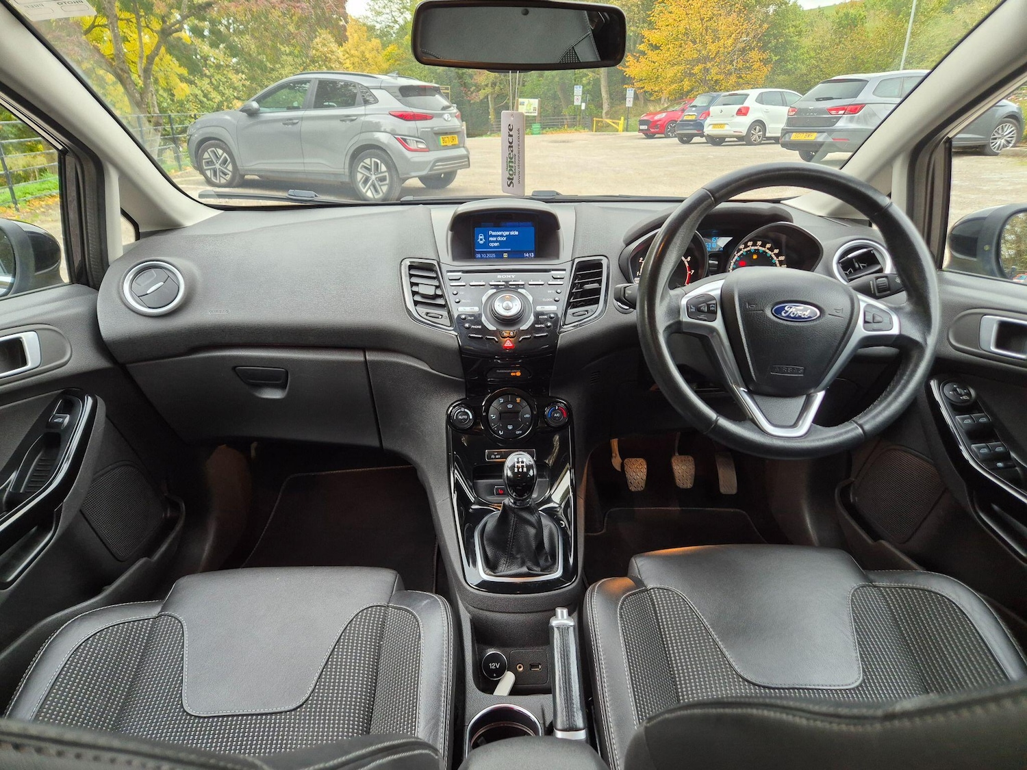 Used Ford Fiesta 2015 for sale - 76498709: Photo 14