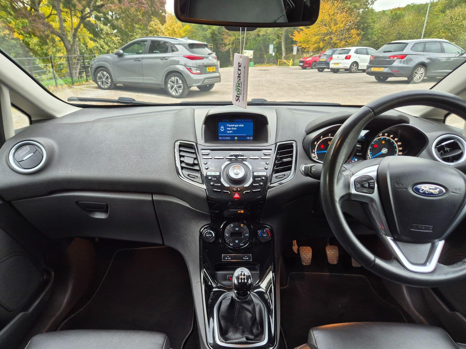 Used Ford Fiesta 2015 for sale - 76498709: Photo 15