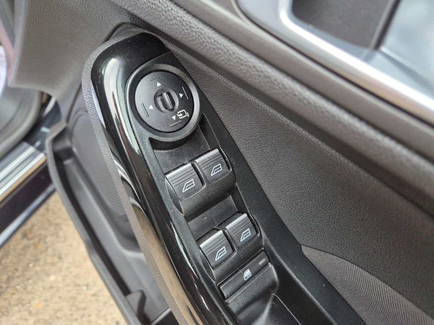 Used Ford Fiesta 2015 for sale - 76498709: Photo 19