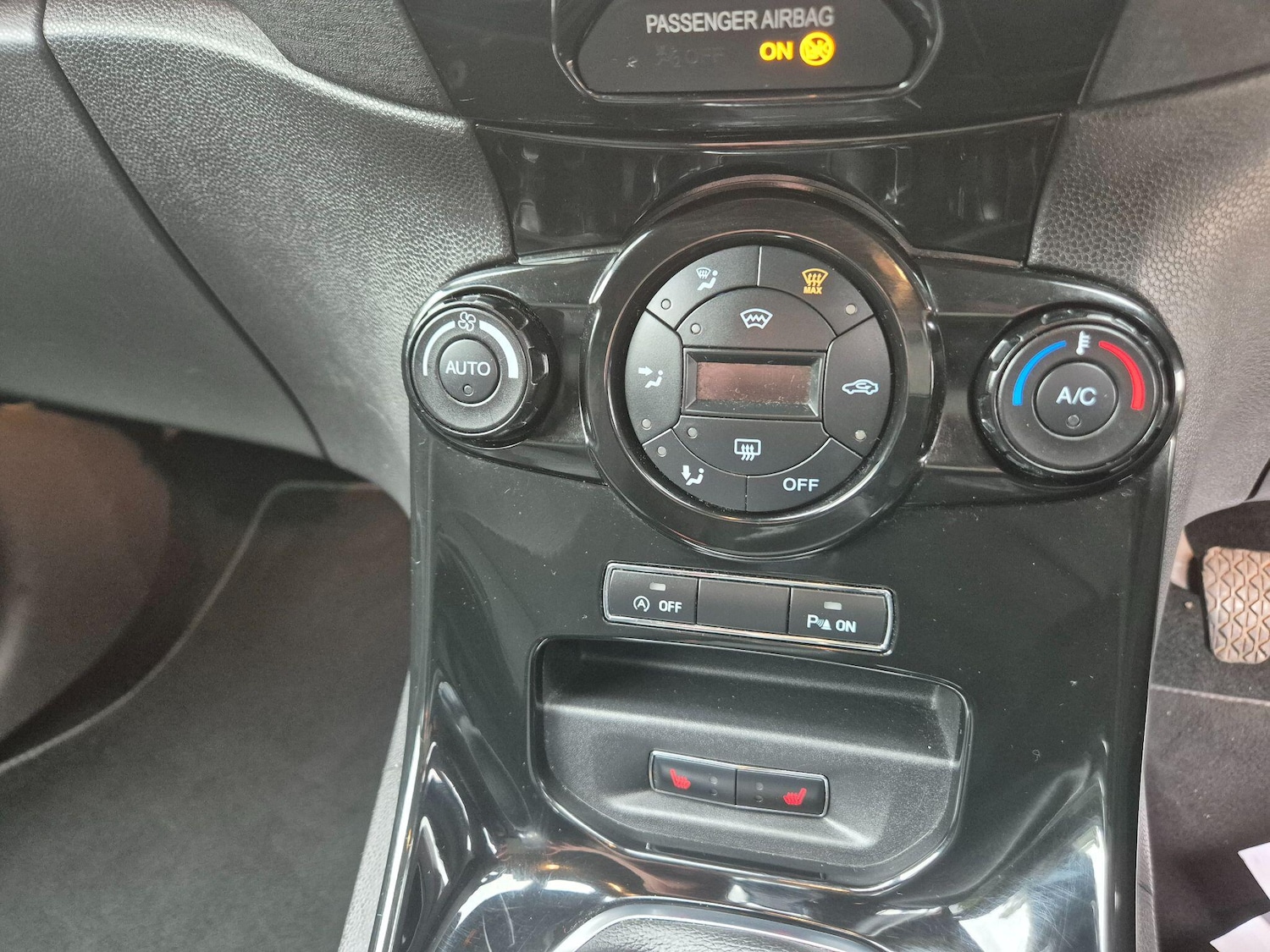 Used Ford Fiesta 2015 for sale - 76498709: Photo 23