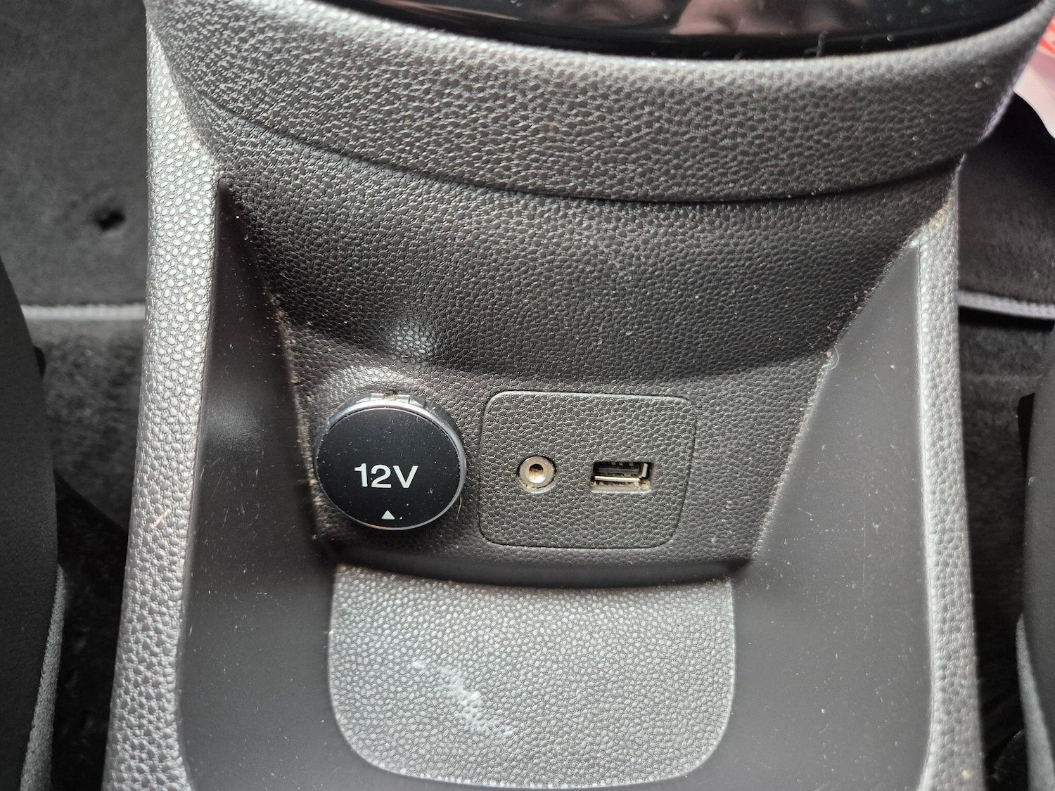 Used Ford Fiesta 2015 for sale - 76498709: Photo 24