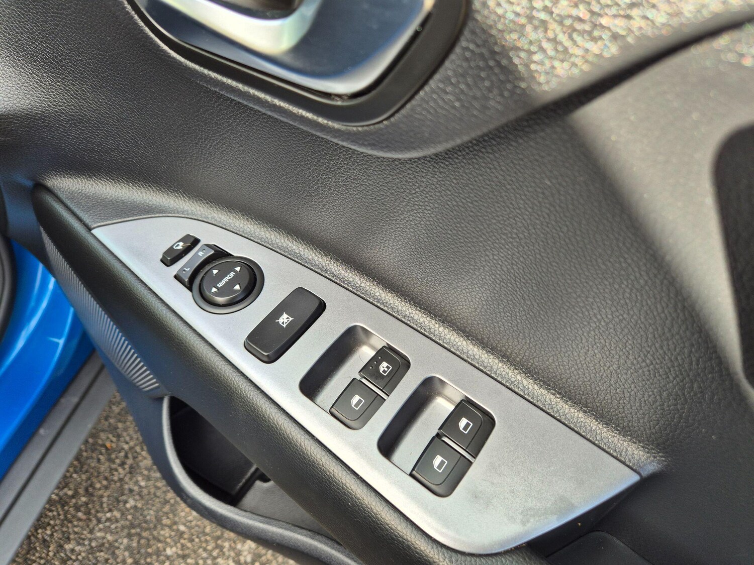 Used Kia Stonic 2024 for sale - 77647119: Photo 20